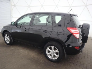 Внедорожник Toyota RAV4 2010 года, 1420000 рублей, Орёл
