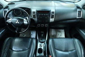 Внедорожник Mitsubishi Outlander 2010 года, 1249000 рублей, Омск