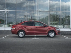 Седан Volkswagen Polo 2012 года, 1079000 рублей, Нижний Новгород
