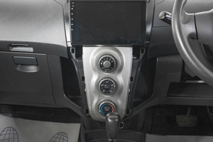 Хетчбэк Toyota Vitz 2005 года, 499000 рублей, Кемерово