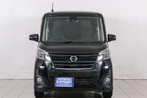 Хетчбэк Nissan Dayz Roox 2018 года, 909000 рублей, Красноярск