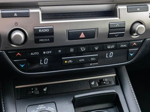 Седан Lexus ES 2016 года, 3392000 рублей, Краснодар