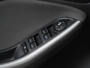 Хетчбэк Ford Focus 2012 года, 848077 рублей, Москва