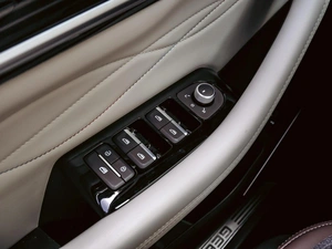 Внедорожник Geely Monjaro 2023 года, 3360000 рублей, Краснодар