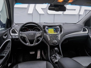 Внедорожник Hyundai Grand Santa Fe 2016 года, 2640000 рублей, Краснодар