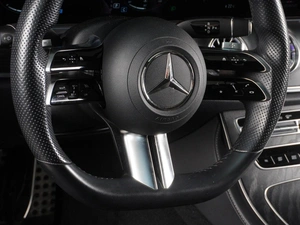 Седан Mercedes-benz E-класс 2021 года, 6649000 рублей, Красный Пахарь