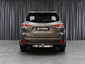 Внедорожник Toyota Highlander 2014 года, 2996000 рублей, Тюмень