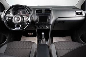 Седан Volkswagen Polo 2018 года, 1429000 рублей, Тюмень