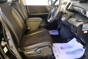 Минивэн Honda Freed 2015 года, 1499000 рублей, Омск