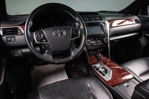 Седан Toyota Camry 2013 года, 1719000 рублей, Сургут