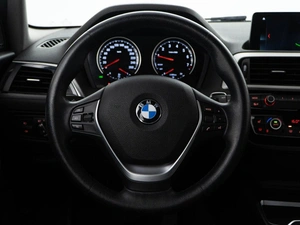 Хетчбэк BMW 1 серия 2018 года, 2138055 рублей, Москва