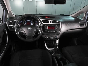 Хетчбэк Kia Ceed 2013 года, 1049000 рублей, Ростов-на-Дону