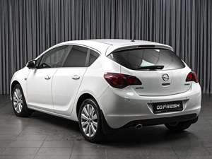 Хетчбэк Opel Astra 2011 года, 959000 рублей, Ставрополь