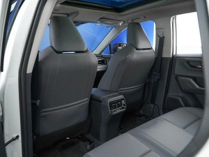 Внедорожник Toyota RAV4 2026 года, 4367434 рублей, Москва