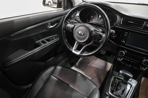 Хетчбэк Kia Rio X-Line 2019 года, 1699000 рублей, Новокузнецк
