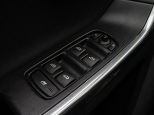 Внедорожник Volvo XC60 2014 года, 1855000 рублей, Краснодар