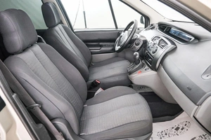 Минивэн Renault Scenic 2007 года, 469000 рублей, Красноярск
