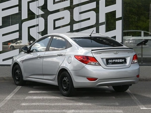 Седан Hyundai Solaris 2014 года, 999000 рублей, Волгоград