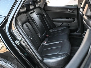 Седан Kia Optima 2019 года, 1939000 рублей, Кирилловка