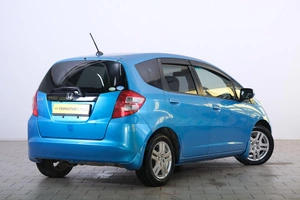 Хетчбэк Honda Fit 2008 года, 659000 рублей, Омск