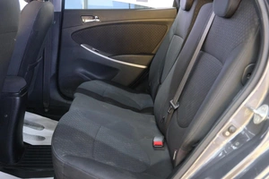 Хетчбэк Hyundai Solaris 2012 года, 639000 рублей, Омск