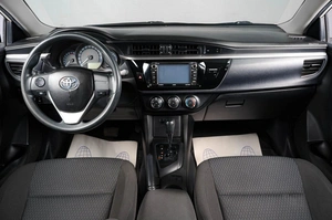 Седан Toyota Corolla 2013 года, 1329000 рублей, Тюмень