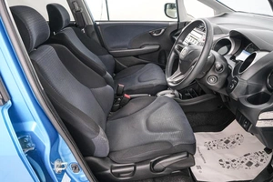 Хетчбэк Honda Fit 2008 года, 659000 рублей, Красноярск