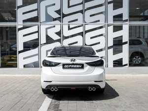 Седан Hyundai Elantra 2015 года, 1431000 рублей, Ставрополь