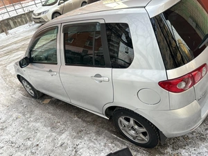 Хетчбэк Mazda Demio 2002 года, 380000 рублей, Красноярск