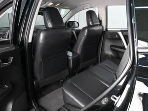 Внедорожник Toyota RAV4 2018 года, 2949000 рублей, Ростов-на-Дону