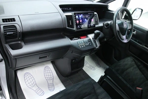 Минивэн Honda Stepwgn 2012 года, 1515000 рублей, Солонцы