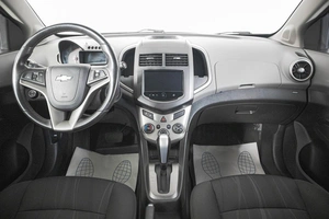 Седан Chevrolet Aveo 2013 года, 919000 рублей, Кемерово