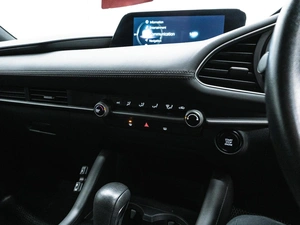 Хетчбэк Mazda 3 2021 года, 1500000 рублей, Красноярск