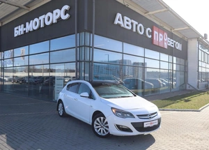 Хэтчбек Opel Astra 2013 года, 920000 рублей, Мирное