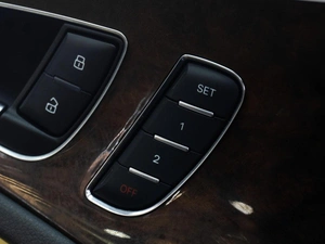 Седан Audi A6 2012 года, 1399000 рублей, Тюмень