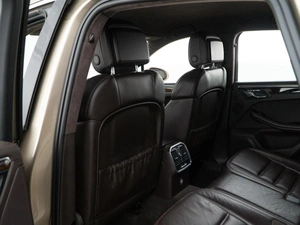 Внедорожник Porsche Macan Turbo 2014 года, 2877077 рублей, Москва