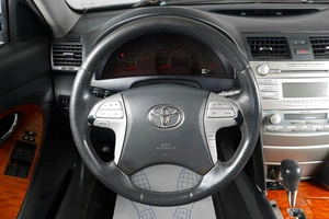 Седан Toyota Camry 2008 года, 849000 рублей, Тюмень