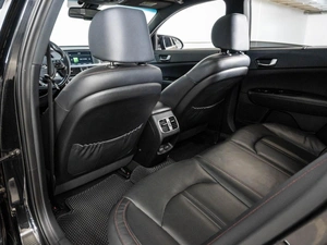 Седан Kia Optima 2016 года, 2015000 рублей, Ставрополь