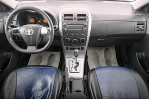 Седан Toyota Corolla 2012 года, 1159000 рублей, Красноярск