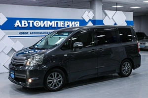 Минивэн Toyota Noah 2011 года, 1498000 рублей, Солонцы