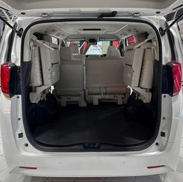 Минивэн Toyota Alphard 2020 года, 4577000 рублей, Красноярск