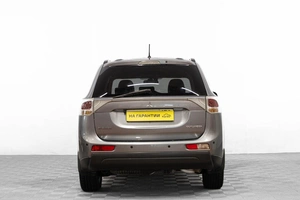 Внедорожник Mitsubishi Outlander 2012 года, 1499000 рублей, Барнаул