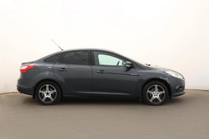 Седан Ford Focus 2011 года, 797000 рублей, Орёл