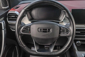 Внедорожник Geely Coolray 2024 года, 1949000 рублей, Челябинск