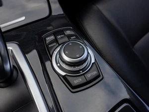 Седан BMW 5 серия 2014 года, 2049000 рублей, Саратов