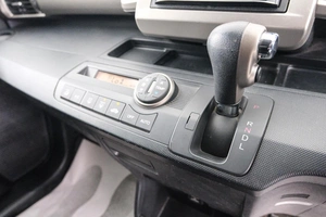 Минивэн Honda Freed 2011 года, 989000 рублей, Красноярск