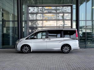 Минивэн Honda Stepwgn 2015 года, 1780000 рублей, Уфа
