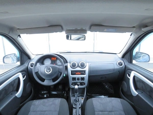 Седан Renault Logan 2010 года, 700000 рублей, Брянск