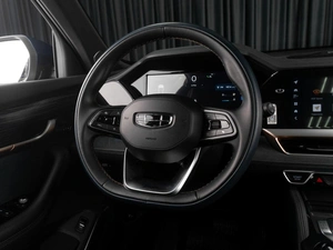 Внедорожник Geely Monjaro 2023 года, 3399000 рублей, Тюмень