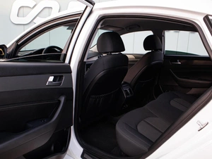 Седан Hyundai Sonata 2017 года, 1599000 рублей, Большой Сочи